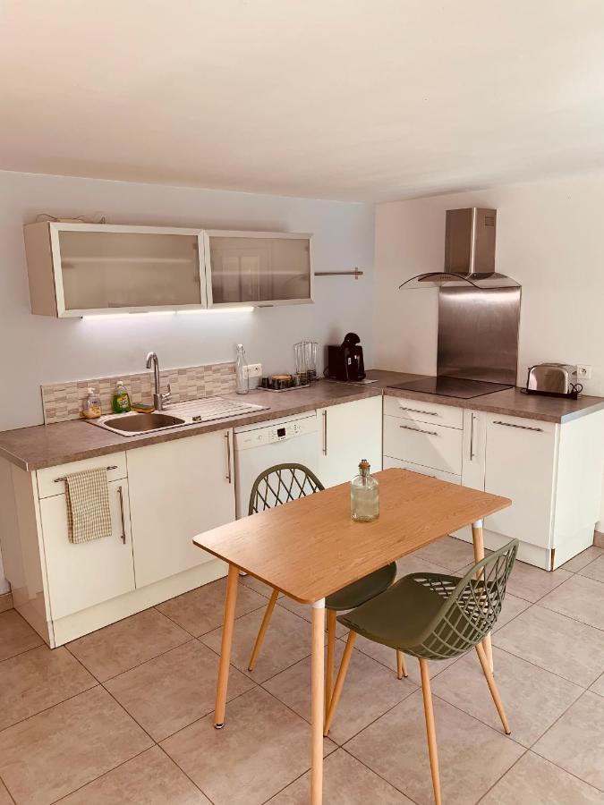 Appartement Independant Avec Jardin Et Acces Piscine Нім Екстер'єр фото