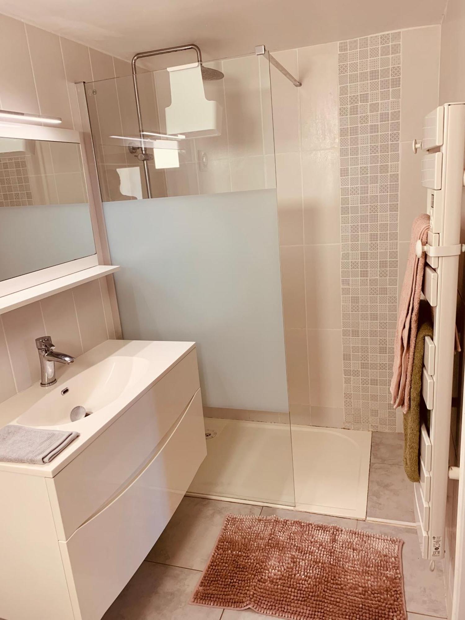 Appartement Independant Avec Jardin Et Acces Piscine Нім Екстер'єр фото